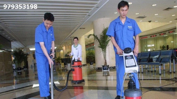 保潔托管與物業(yè)保潔一樣嗎？